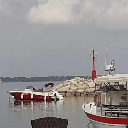 Adriatic Nada Apartman